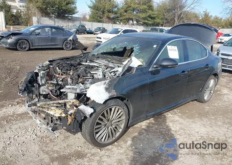 2017 Alfa Romeo Giulia Ti Awd from USA, damaged, VIN ZARFAEEN5H7532393